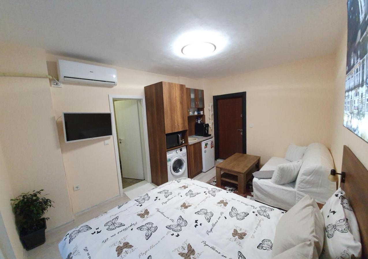 Malavi Dv1 Small Top Center Studio Ruse Zewnętrze zdjęcie